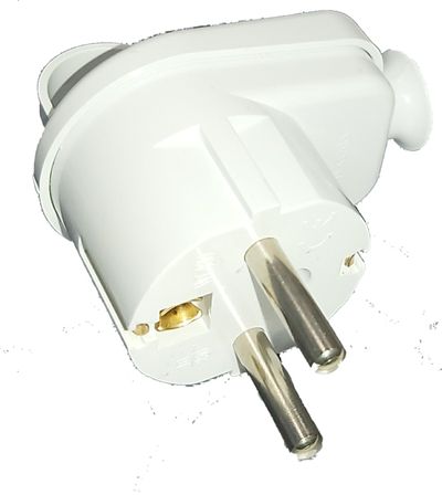 SCHUKO PLUG INDOOR USE ANGLED WHITE