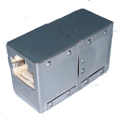 RJ45 COUPLER SHIELDED CAT5e