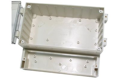 TRANSPARENT PLASTIC ENCLOSURE IP65 106x222x185mm