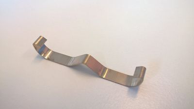 HEAT SINK MOUNTING CLIP