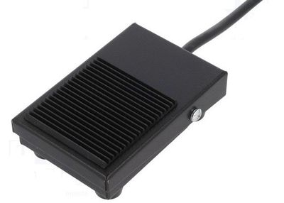 FOOT SWITCH SPDT, 10A, 250VAC ON-(ON)