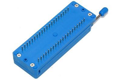 P40 ZERO INSERTION FORCE SOCKET (ZIF)