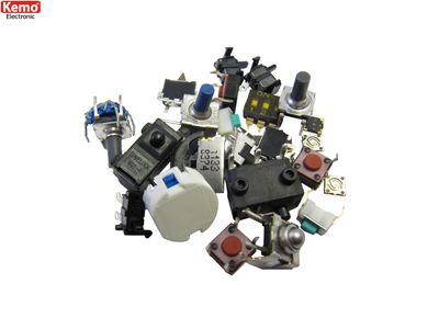Micro switches and buttons, approx. 30 pcs Micro switches and buttons, approx. 30 pcs