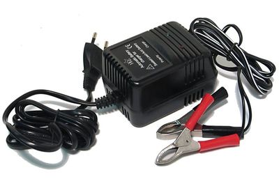 Lead-acid battery charger 2/6/12V