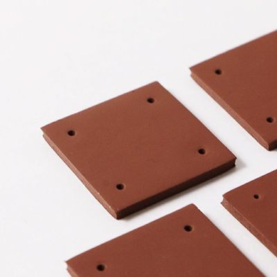 SILICON RUBBER INSULATOR 24x40mm SILICON RUBBER INSULATOR 24x40mm