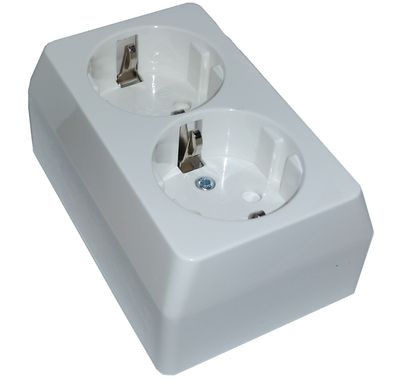 2-WAY OUTLET SOCKET, GROUNDED, SURFACE-MOUNTABLE 2-WAY OUTLET SOCKET, GROUNDED, SURFACE-MOUNTABLE