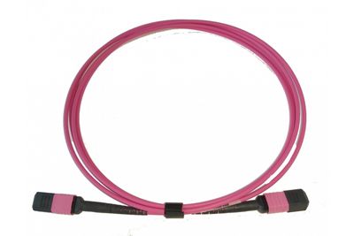 MM OM4 MPO(f)-MPO(f) Type B, 2m