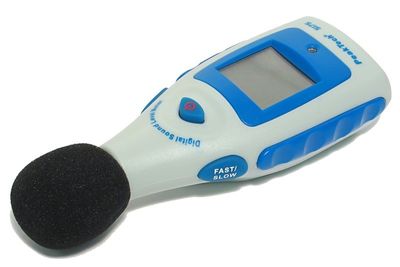 PeakTech 5175 SOUND PRESSURE METER 40-130dB PeakTech 5175 SOUND PRESSURE METER 40-130dB