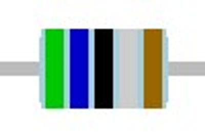 METAL FILM RESISTOR 0,6W: 5,6ohm