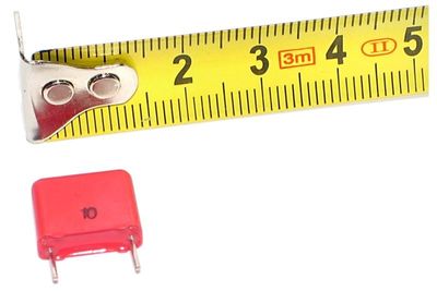 POLYESTER CAPACITOR 22nF 630V R10