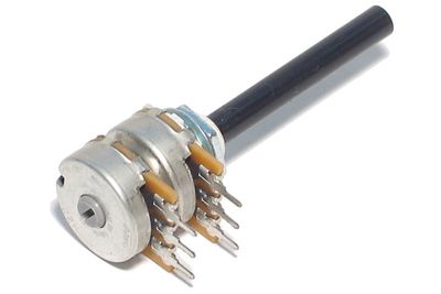 POTENTIOMETER STEREO 6mm 0,2W LOG 100kohm POTENTIOMETER STEREO 6mm 0,2W LOG 100kohm